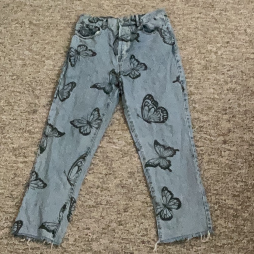 Blue butterfly jeans from PacSun,size 29 for pre teens or adults.